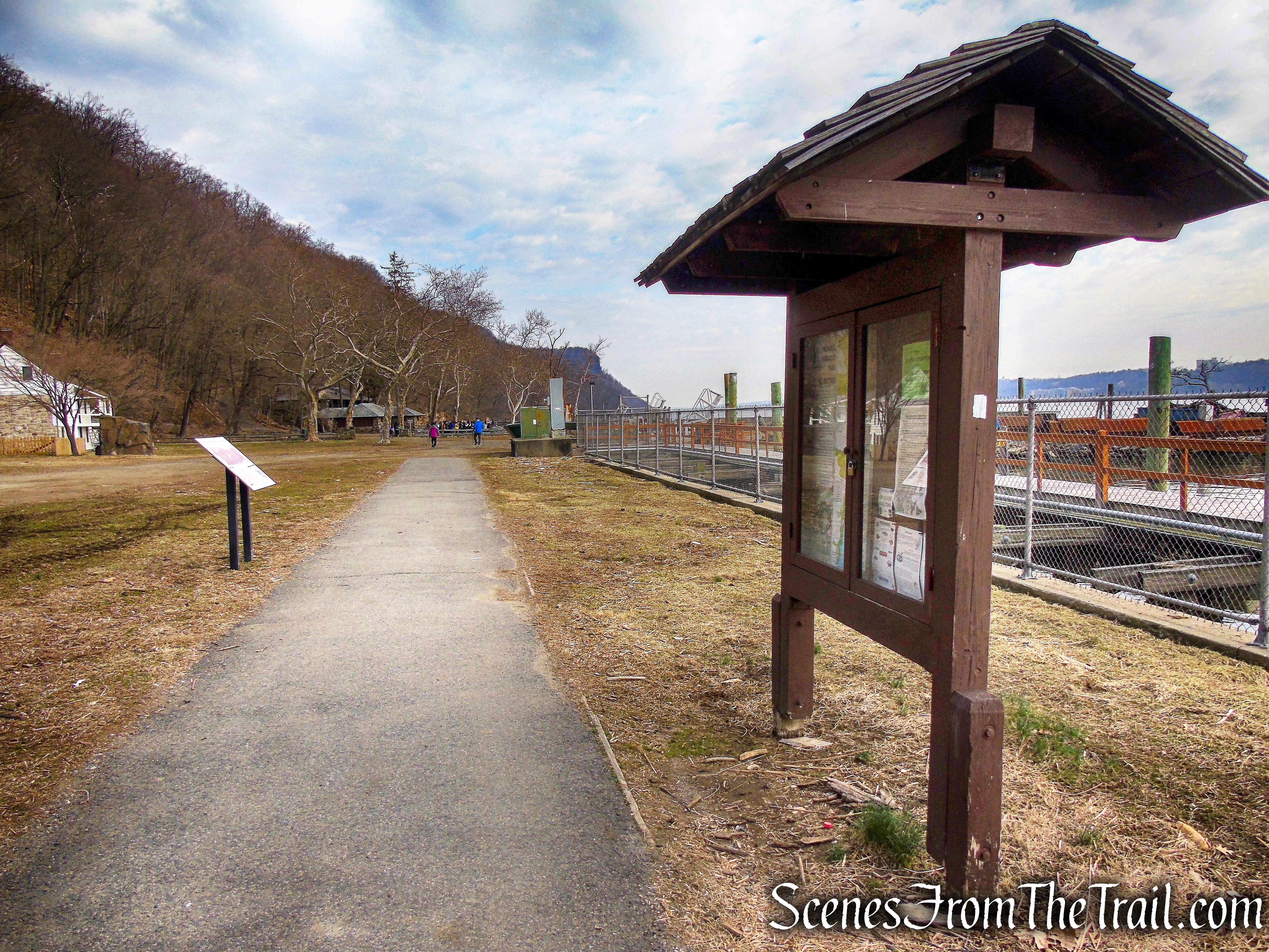 Shore Trail - Alpine Boat Basin