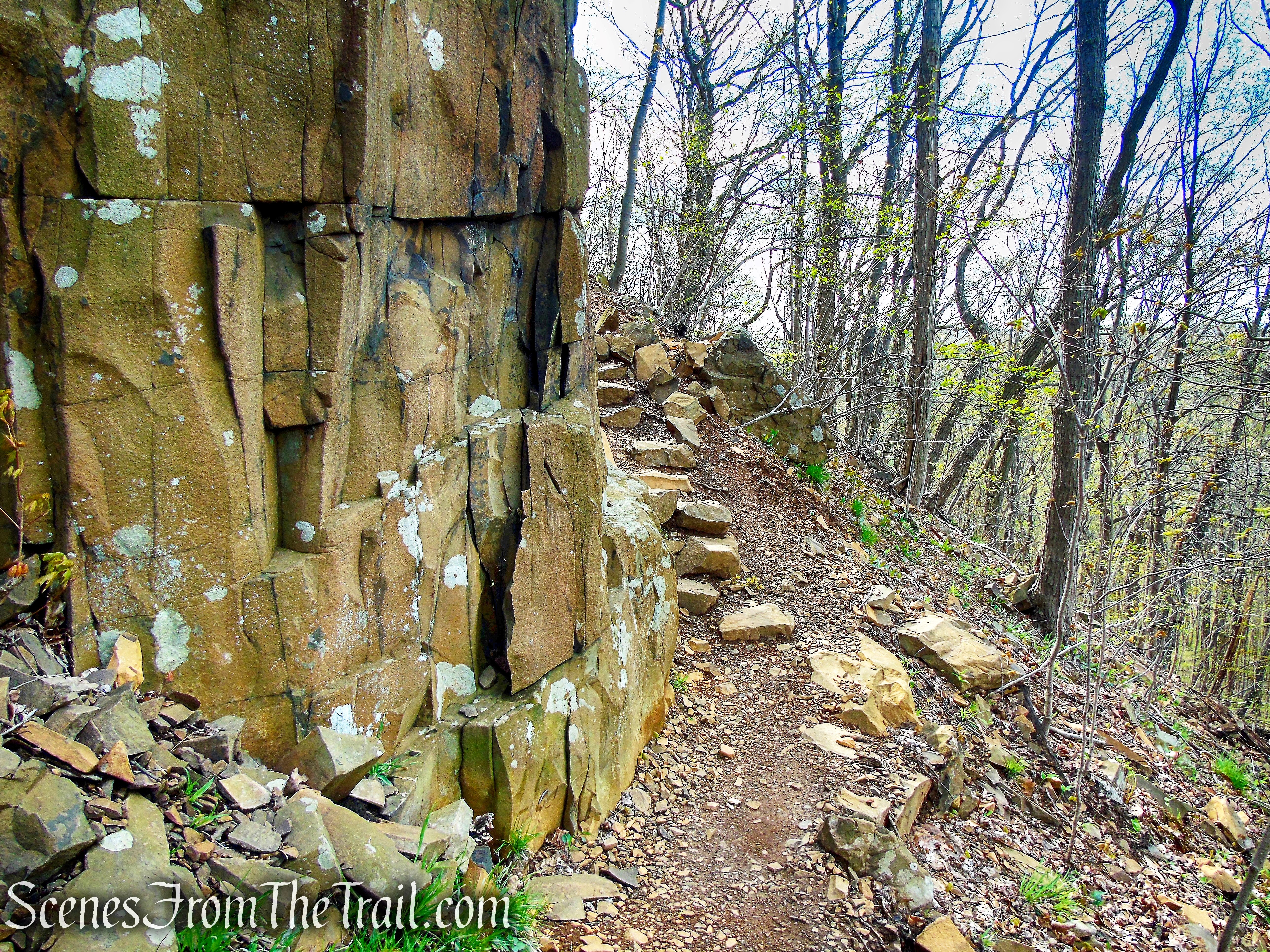 Mattabesett Trail - Chauncey Peak