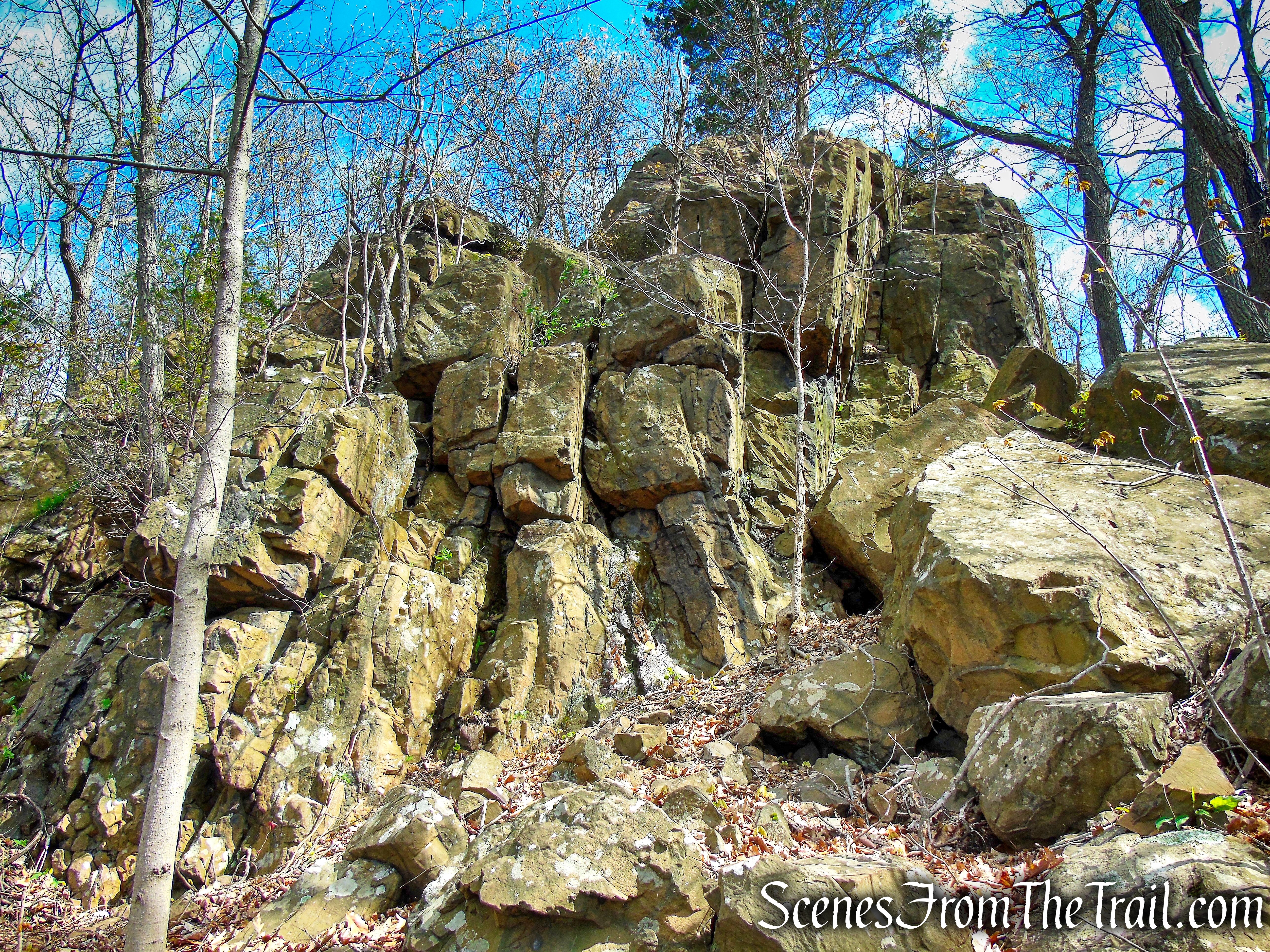 rock formation alongside Mattabesett Trail - Chauncey Peak