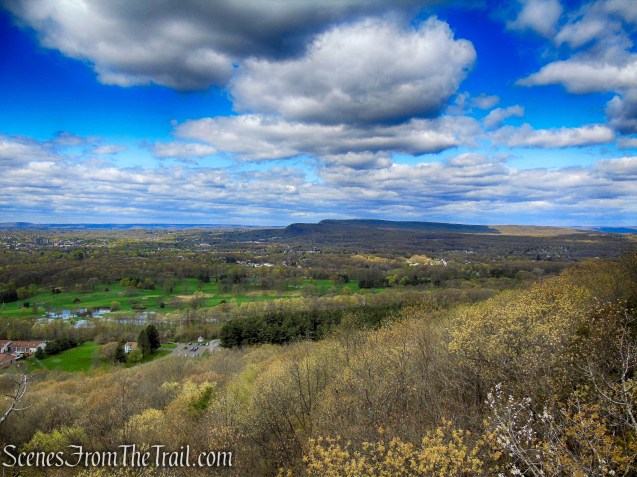 view west from Mattabesett Trail - Chauncey Peak
