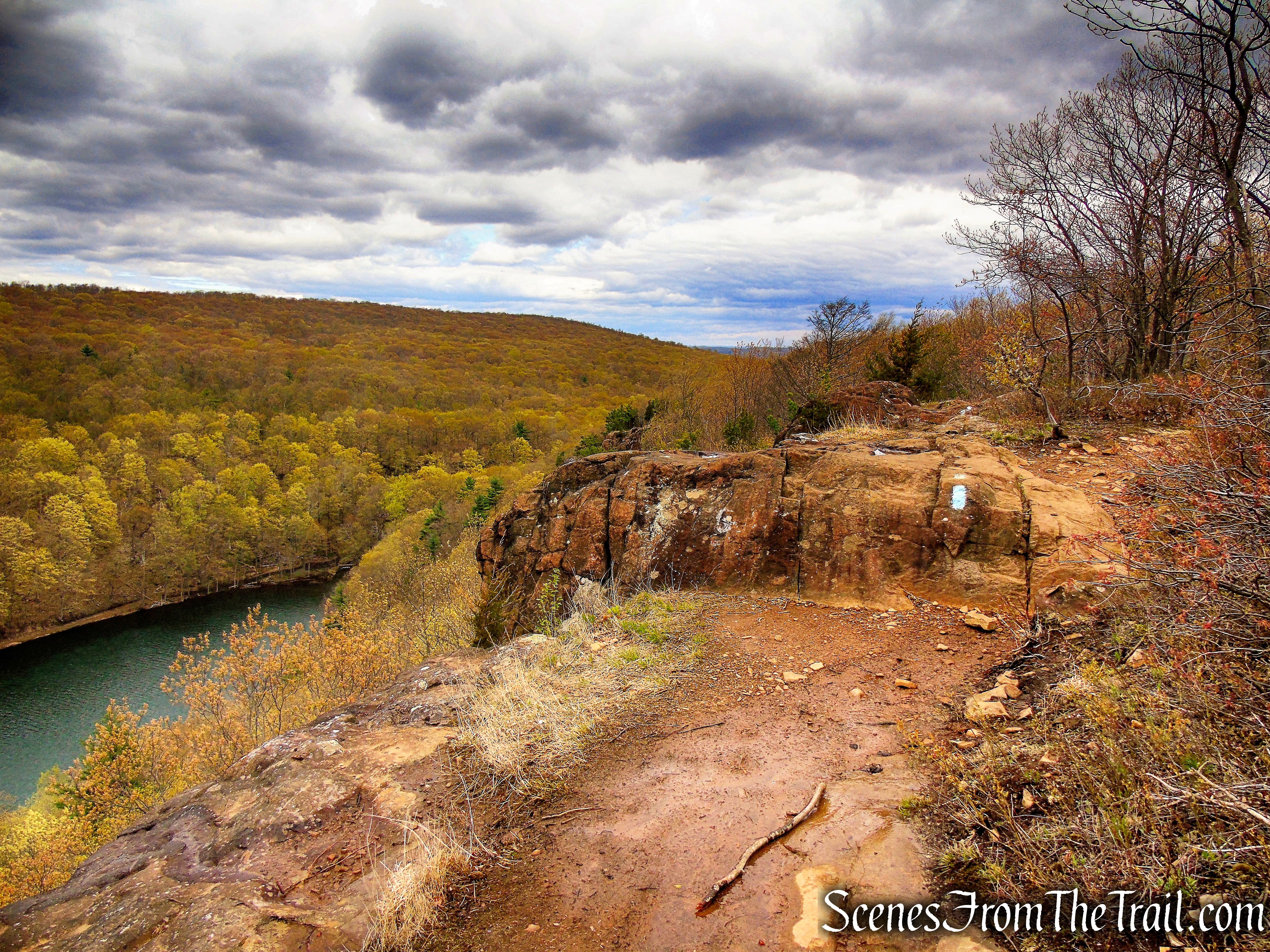 Mattabesett Trail - Chauncey Peak