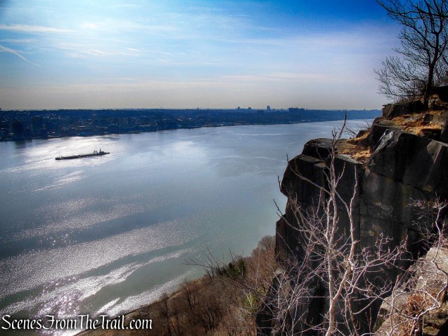 looking south from parapet near Pulpit Rock