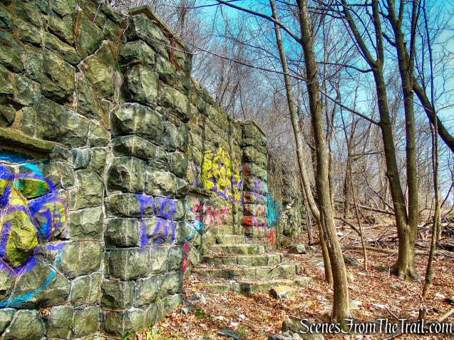 Zabriskie Ruins - Cliff Dale