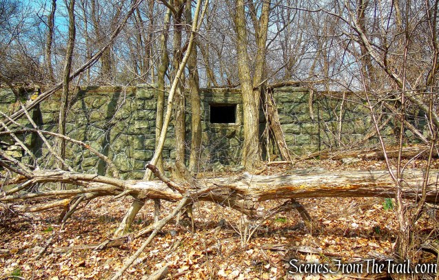 Zabriskie Ruins - Cliff Dale