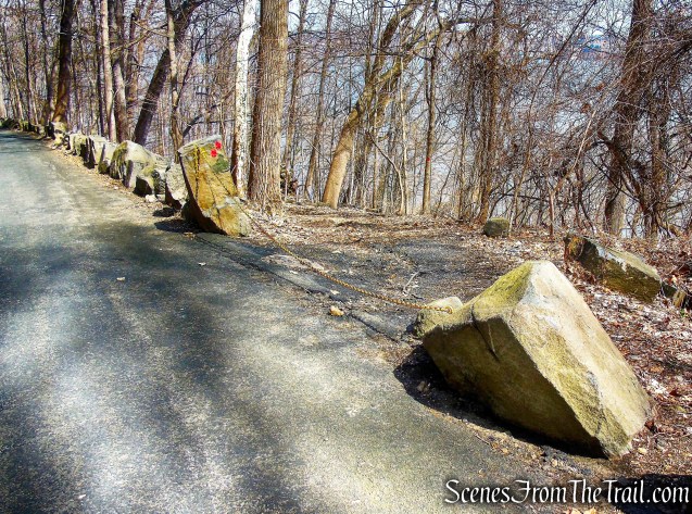 Huyler’s Landing Trail