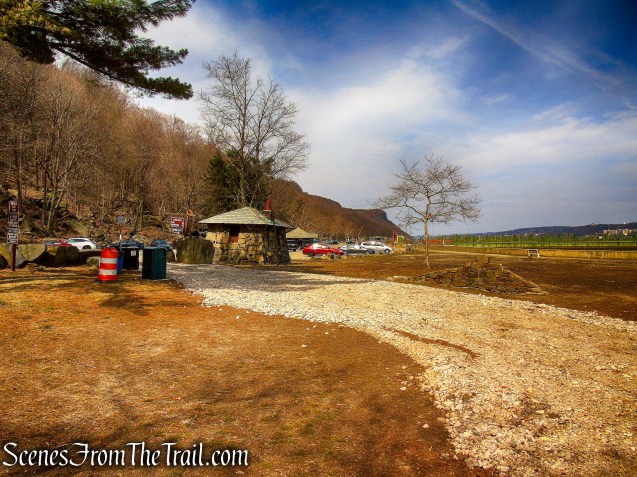 Alpine Boat Basin and Picnic Area