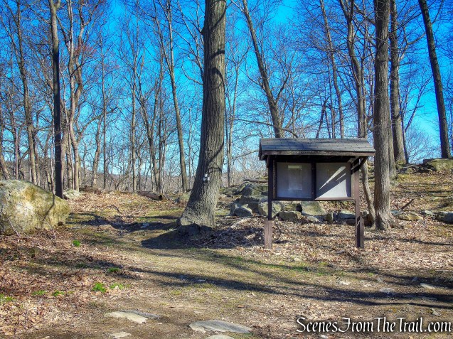 start of Bobcat Trail