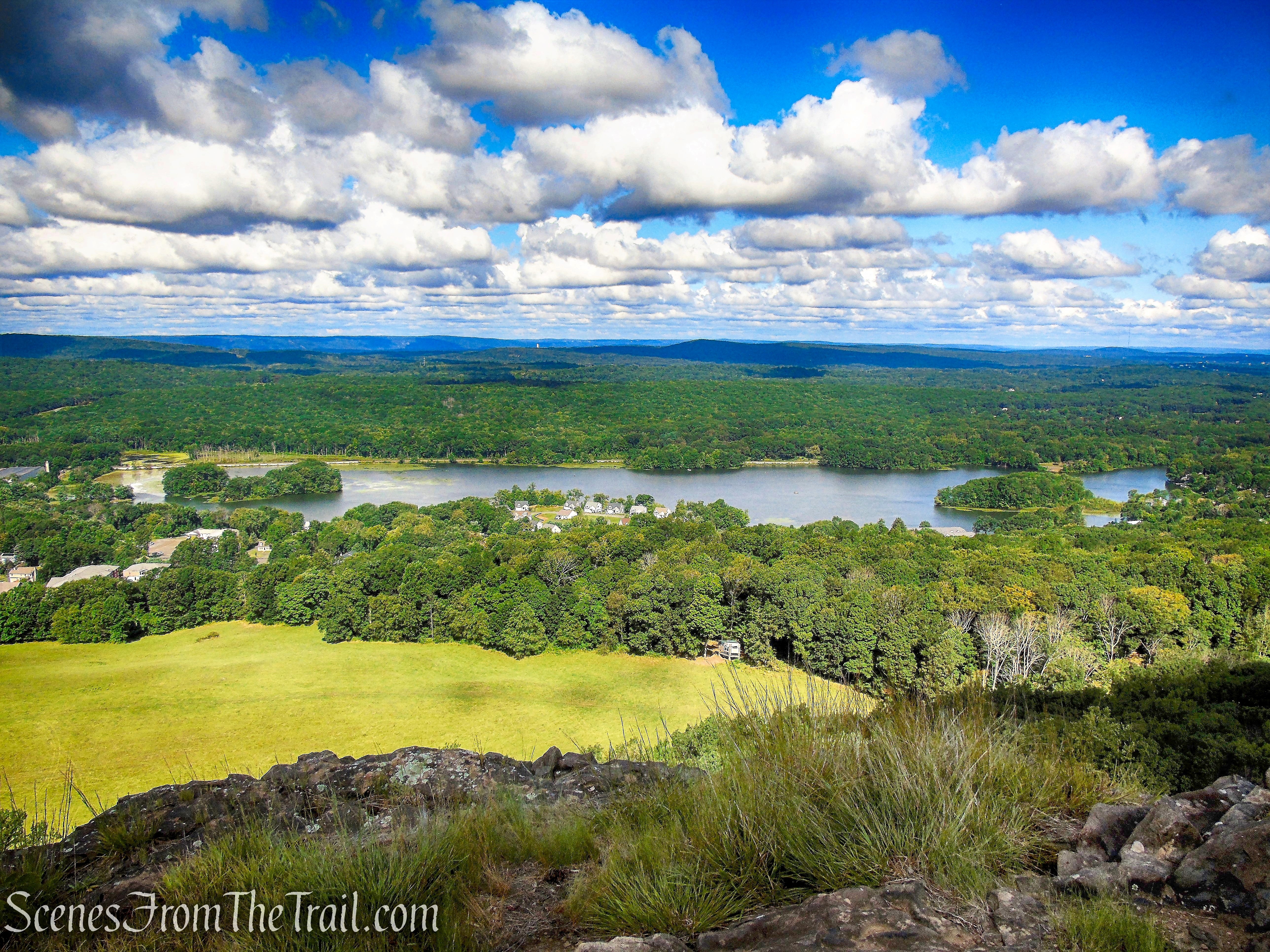 Mattabesett Trail - Mount Lamentation