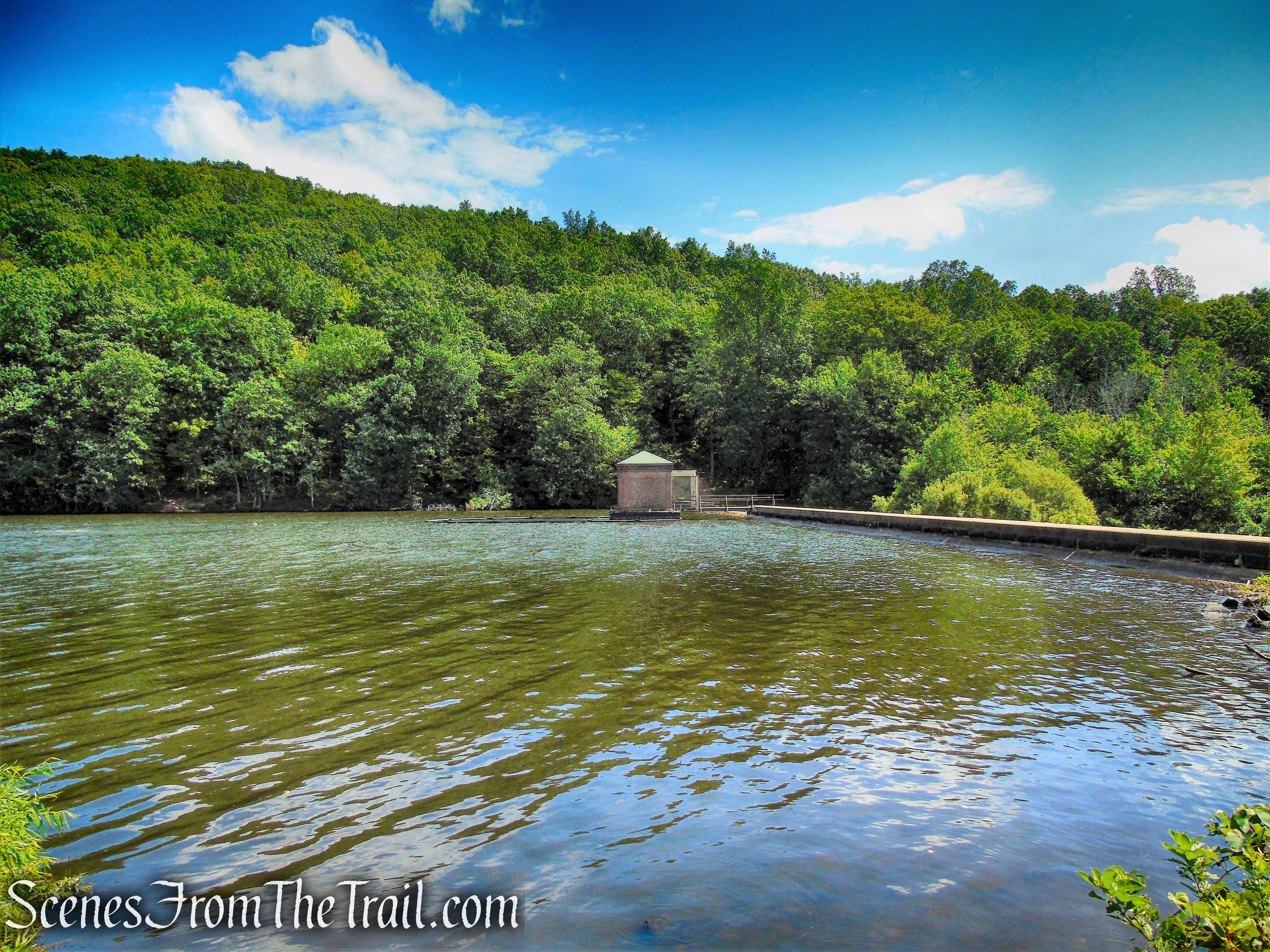 Mattabesett Trail - Giuffrida Park