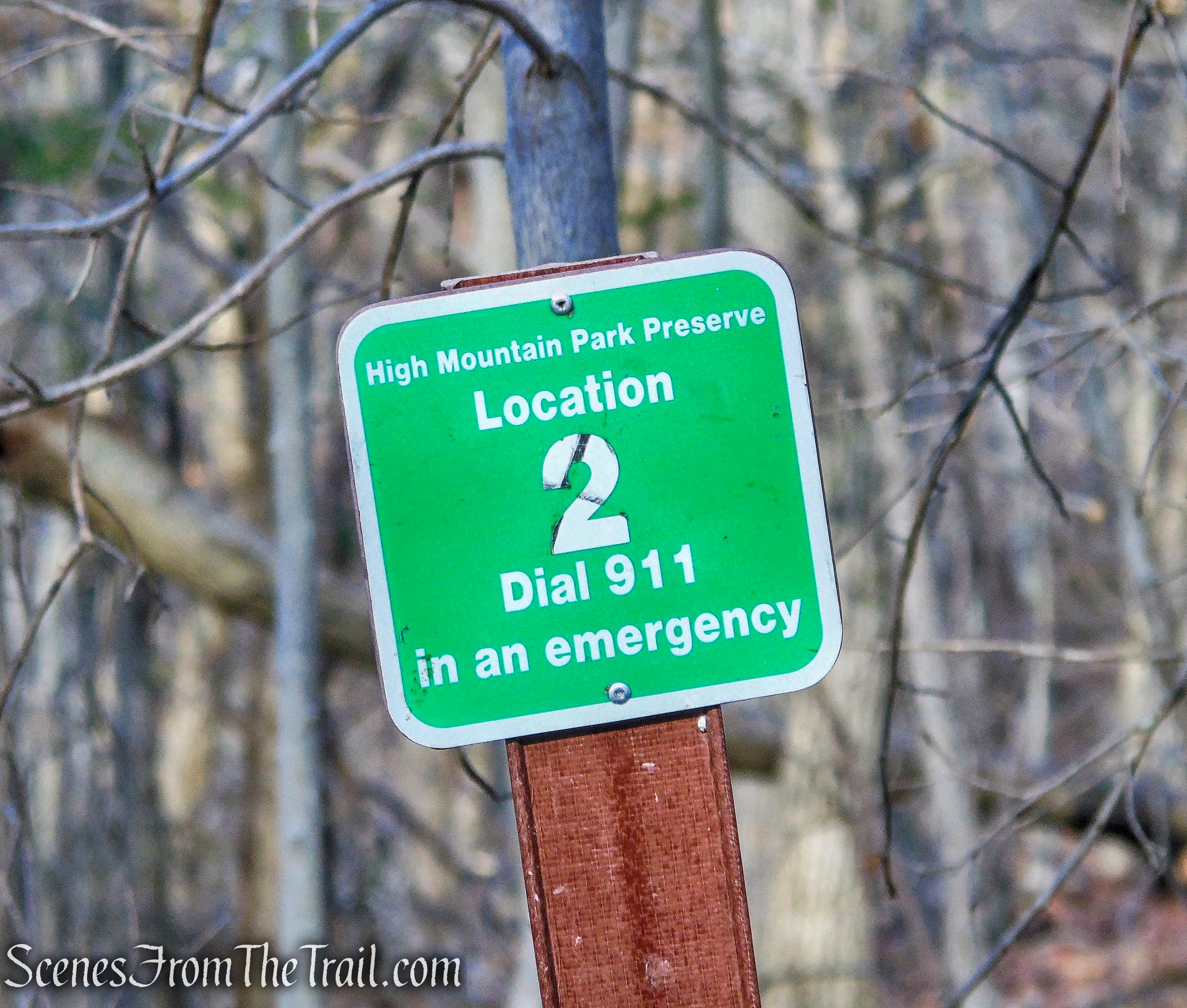 turn right on Summit Trail