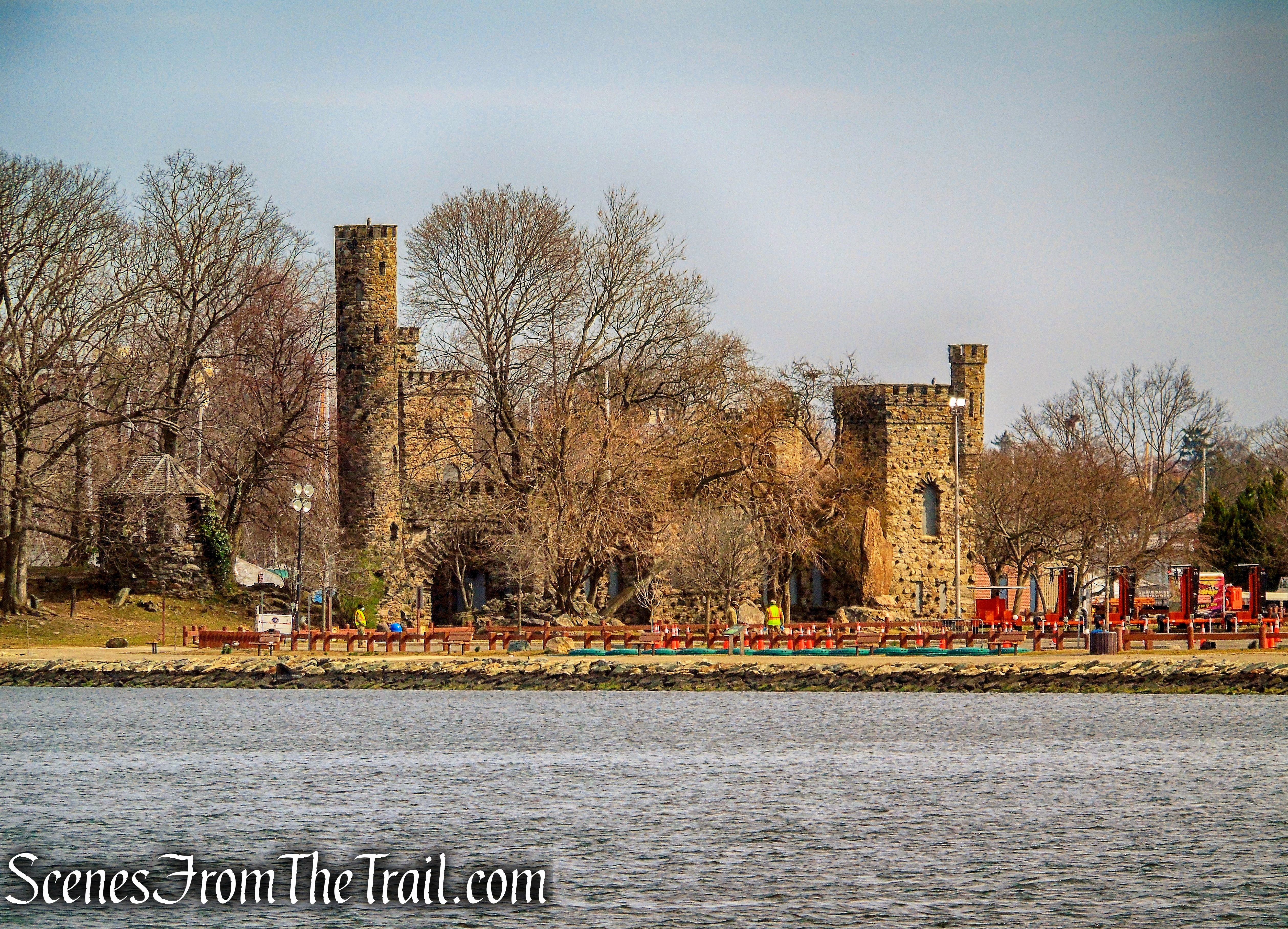 Glen Island as viewed from Hunter Island