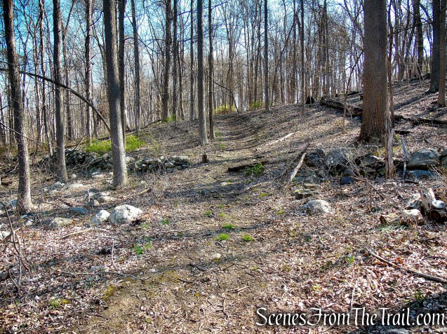 trail left continues north to French Hill