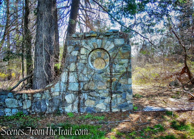 changing rooms ruins - French Hill Section
