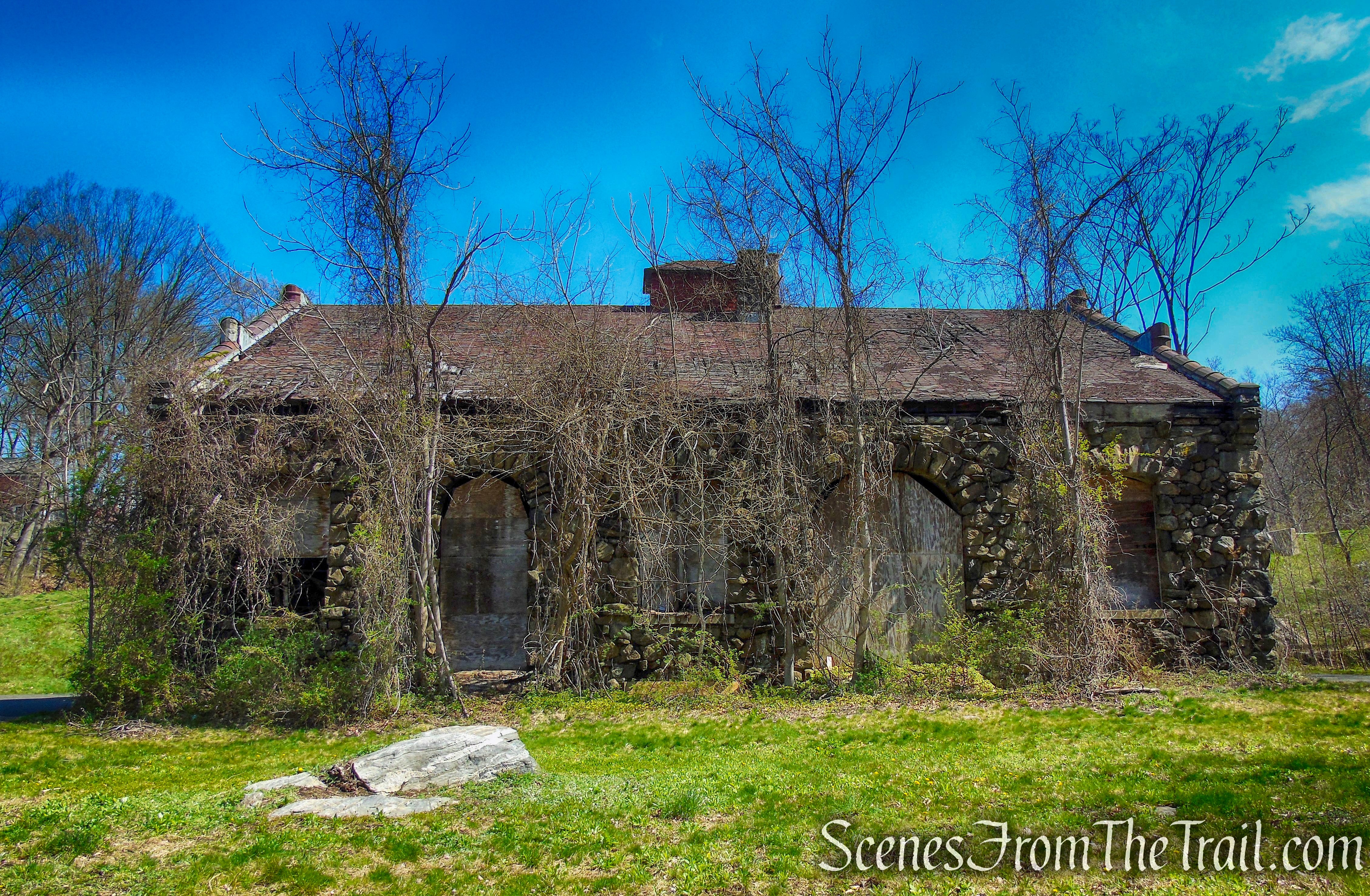 stone pump house - Pocantico Lakes County Park