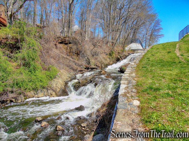 Pocantico Lake Dam spillway