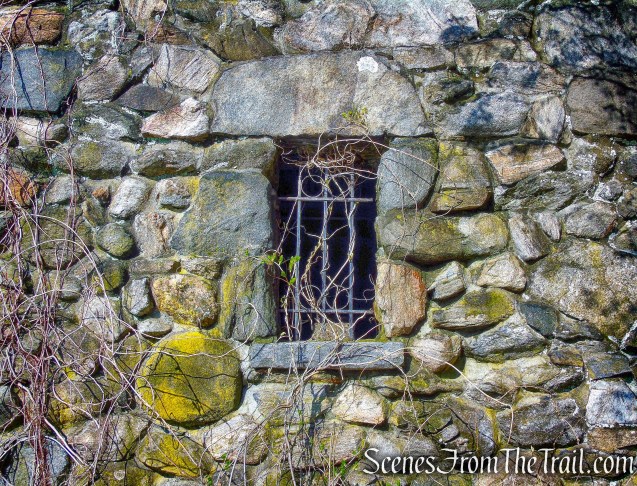 Beltzhoover Teahouse - Halsey Pond Park