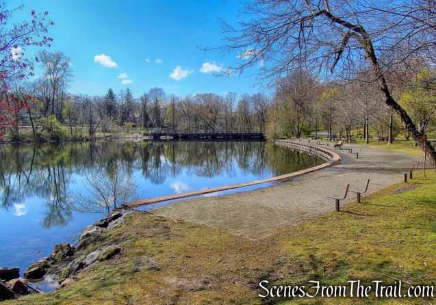 Great Hunger Memorial at V.E. Macy Park