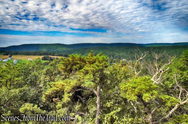 Mattabesett Trail - Mica Ledges Preserve