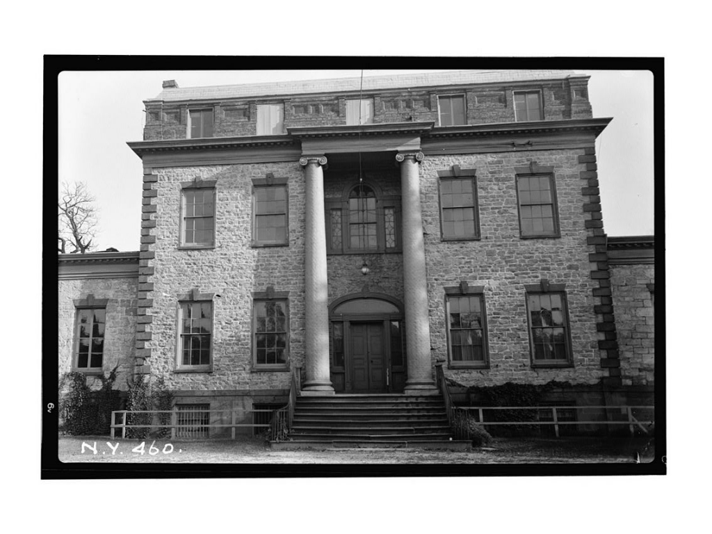 Hunter Island Mansion 1936