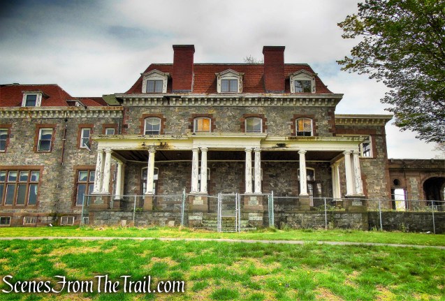 Lenoir Mansion - Green Trail 