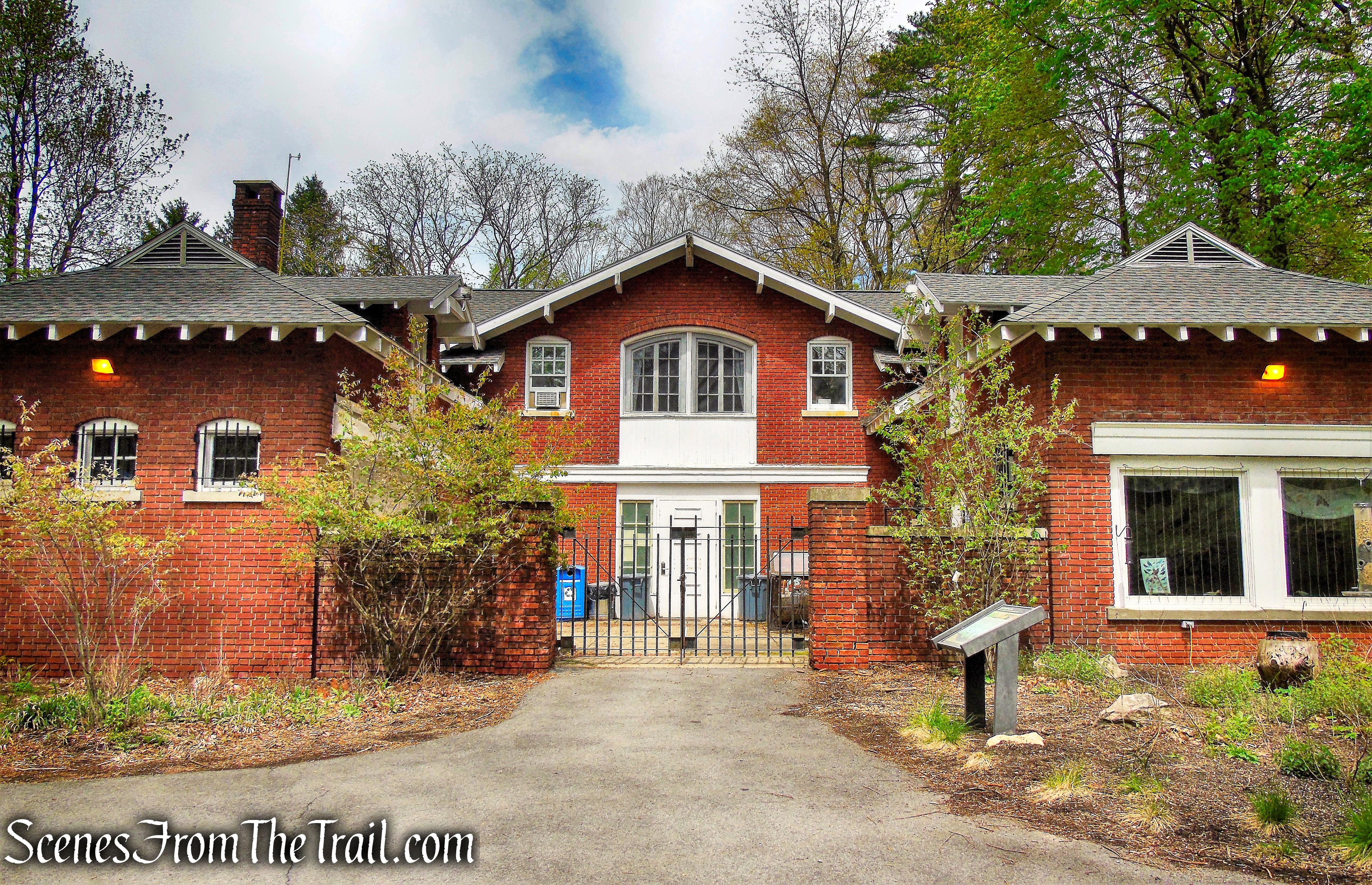 Nature Center - Lenoir Preserve