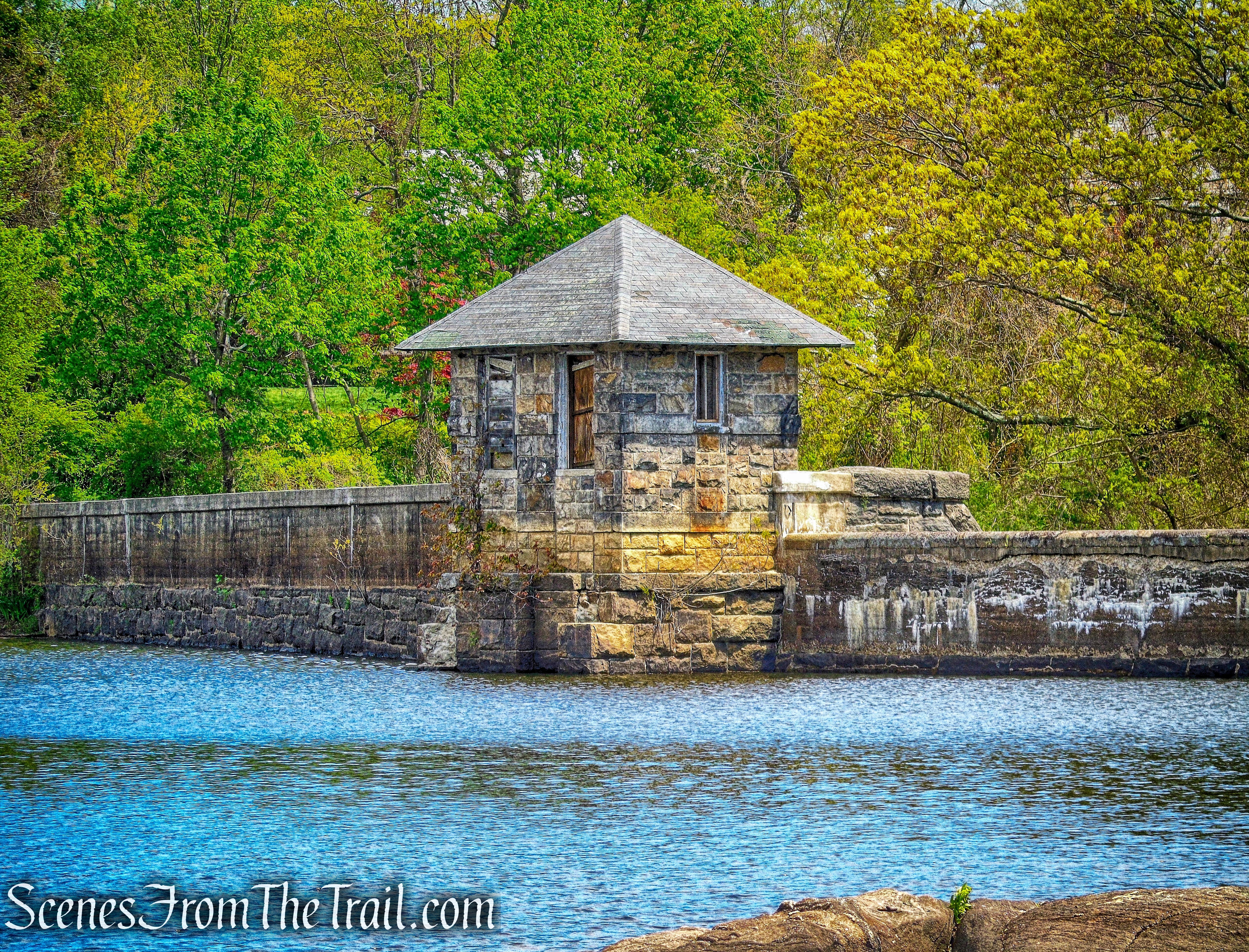 Upper Trail - Larchmont Reservoir