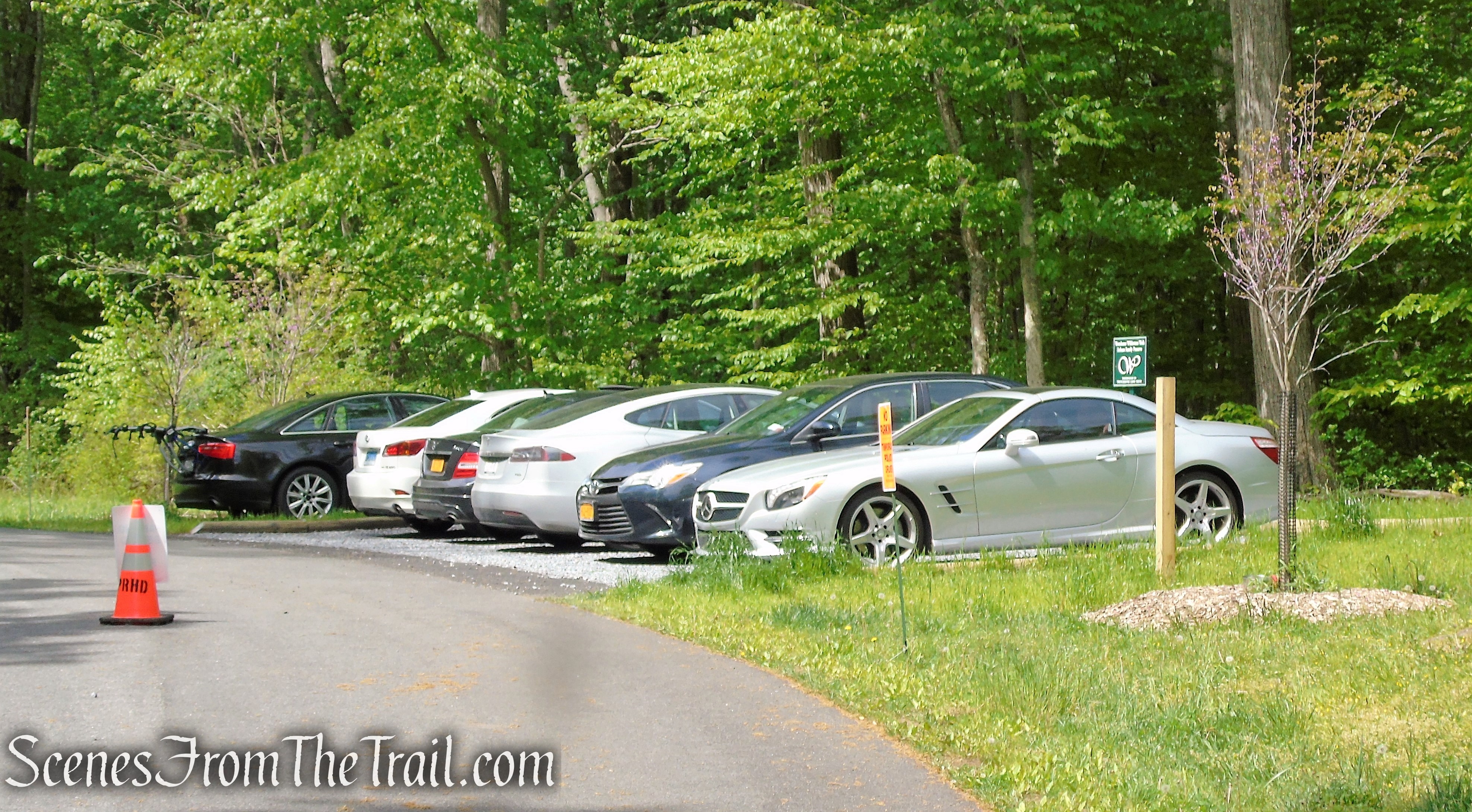 Joshua Hobby Road parking lot