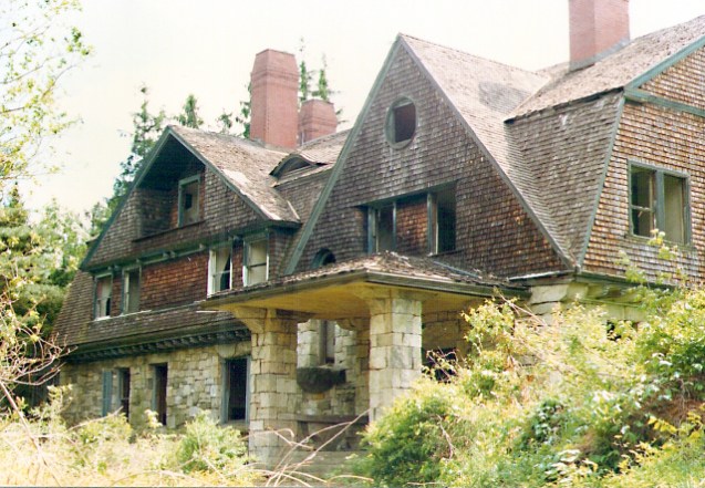 Black Mansion - Leon Levy Preserve taken by Carol Gracie circa 1973