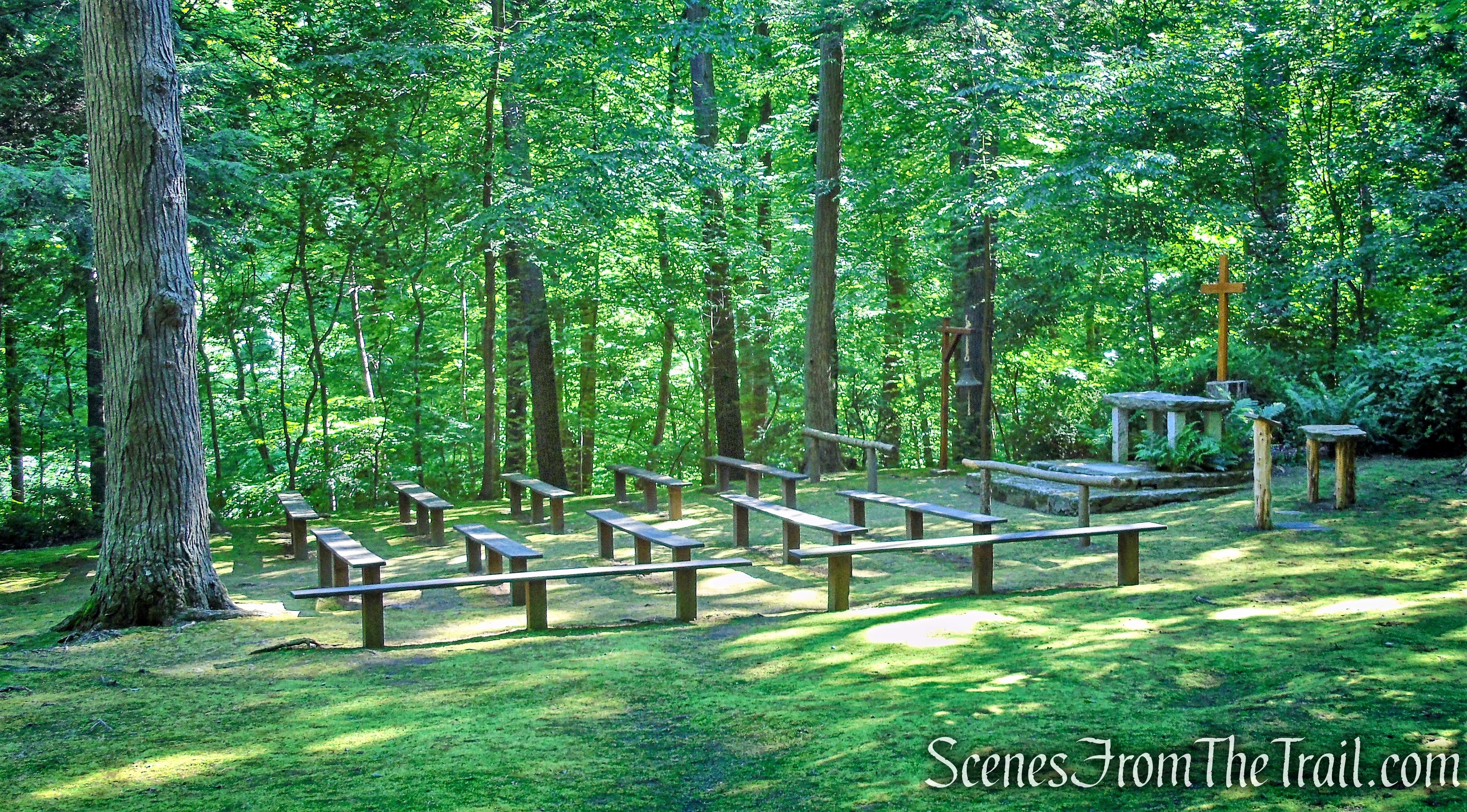 Outdoor Chapel - Glebe Trail - St. Matthew's Church Woodlands