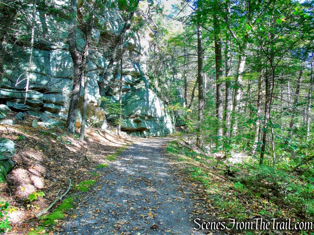 Laurel Ledge Road - Mohonk Preserve