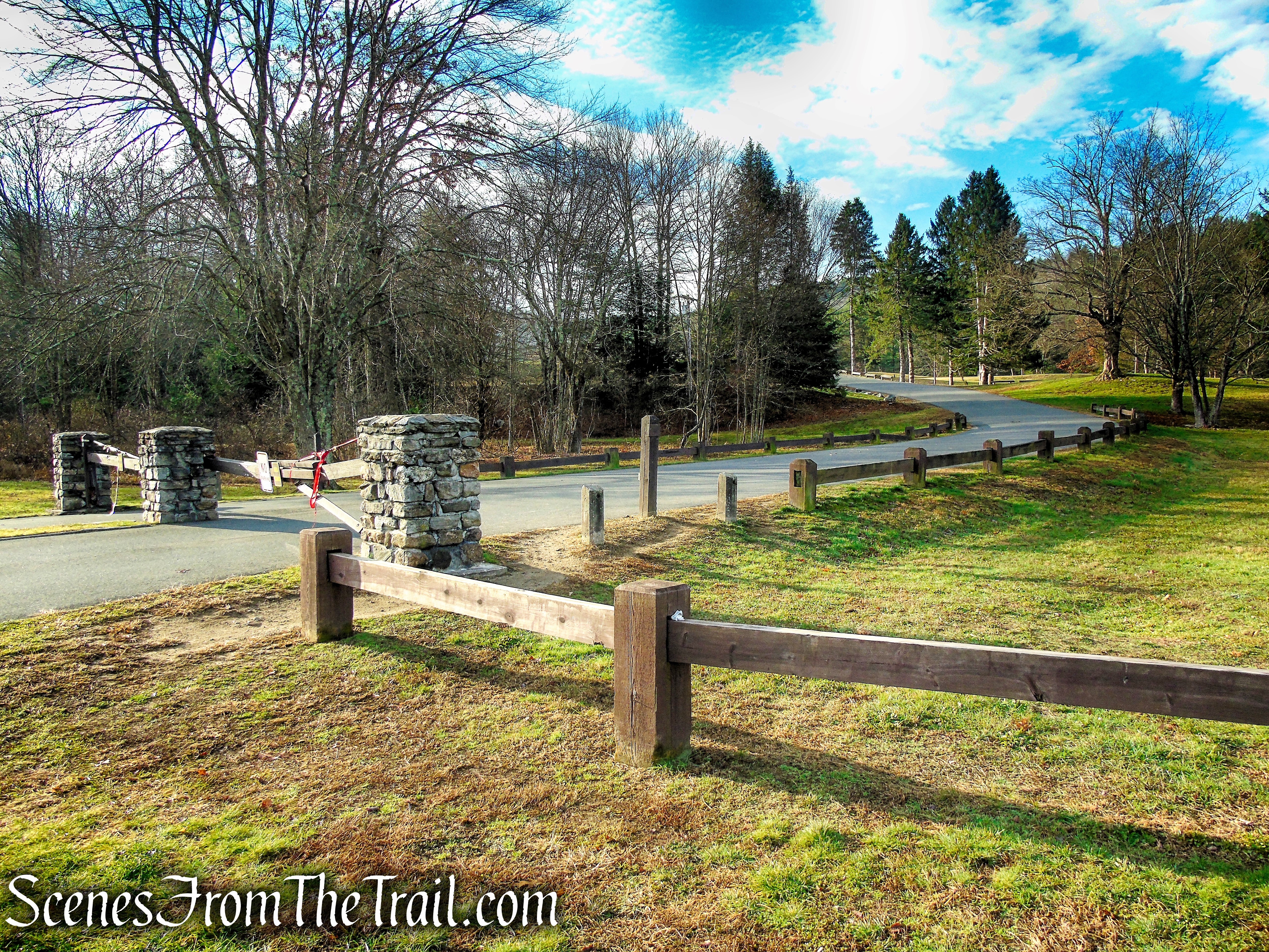 paved park road – Black Rock State Park