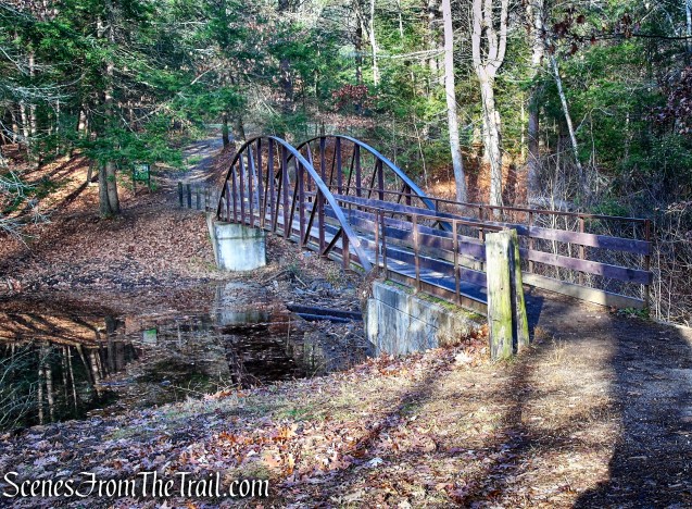steel footbridge – Black Rock State Park