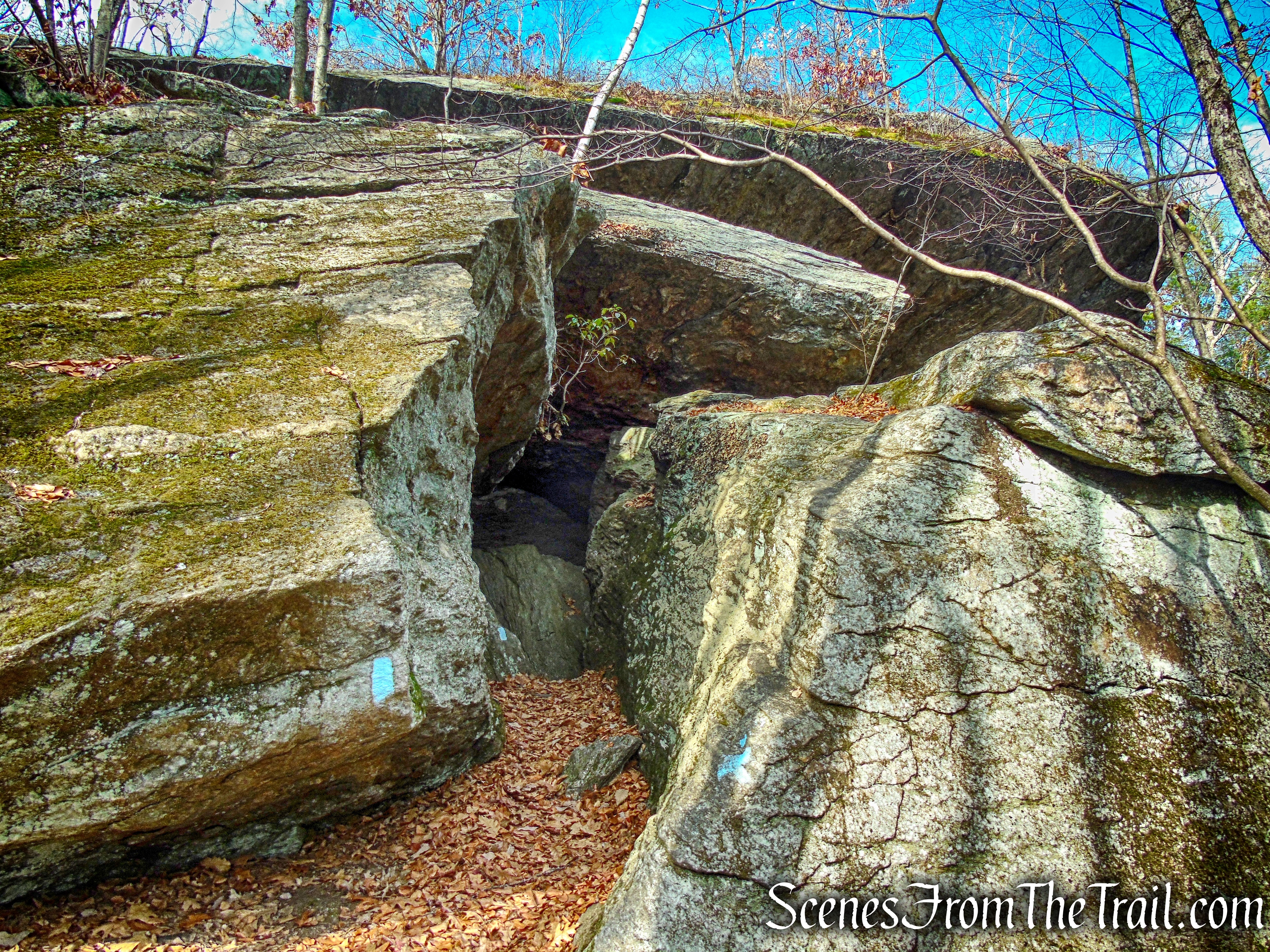 Leatherman’s Cave – Mattatuck State Forest