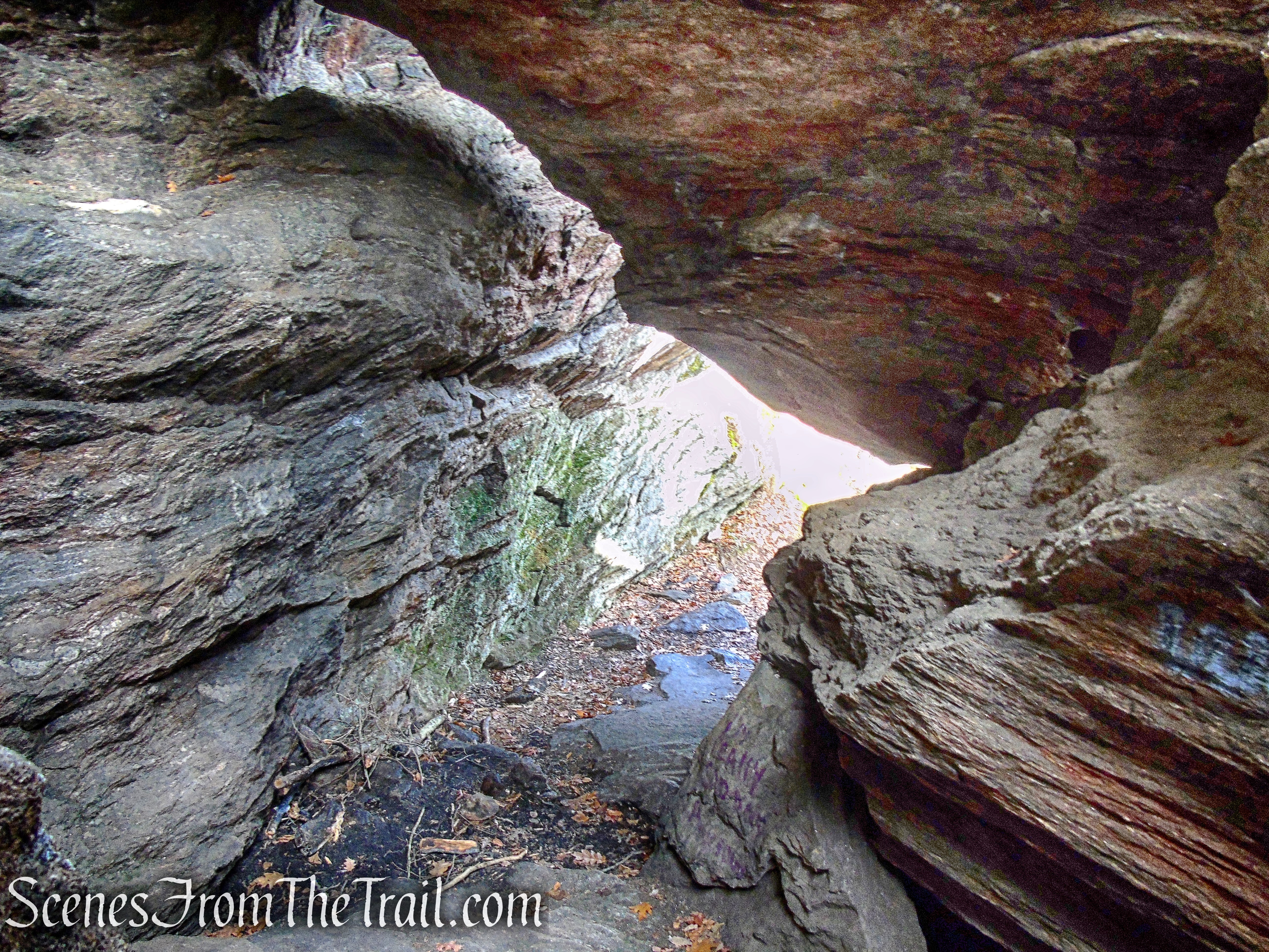 Leatherman’s Cave – Mattatuck State Forest