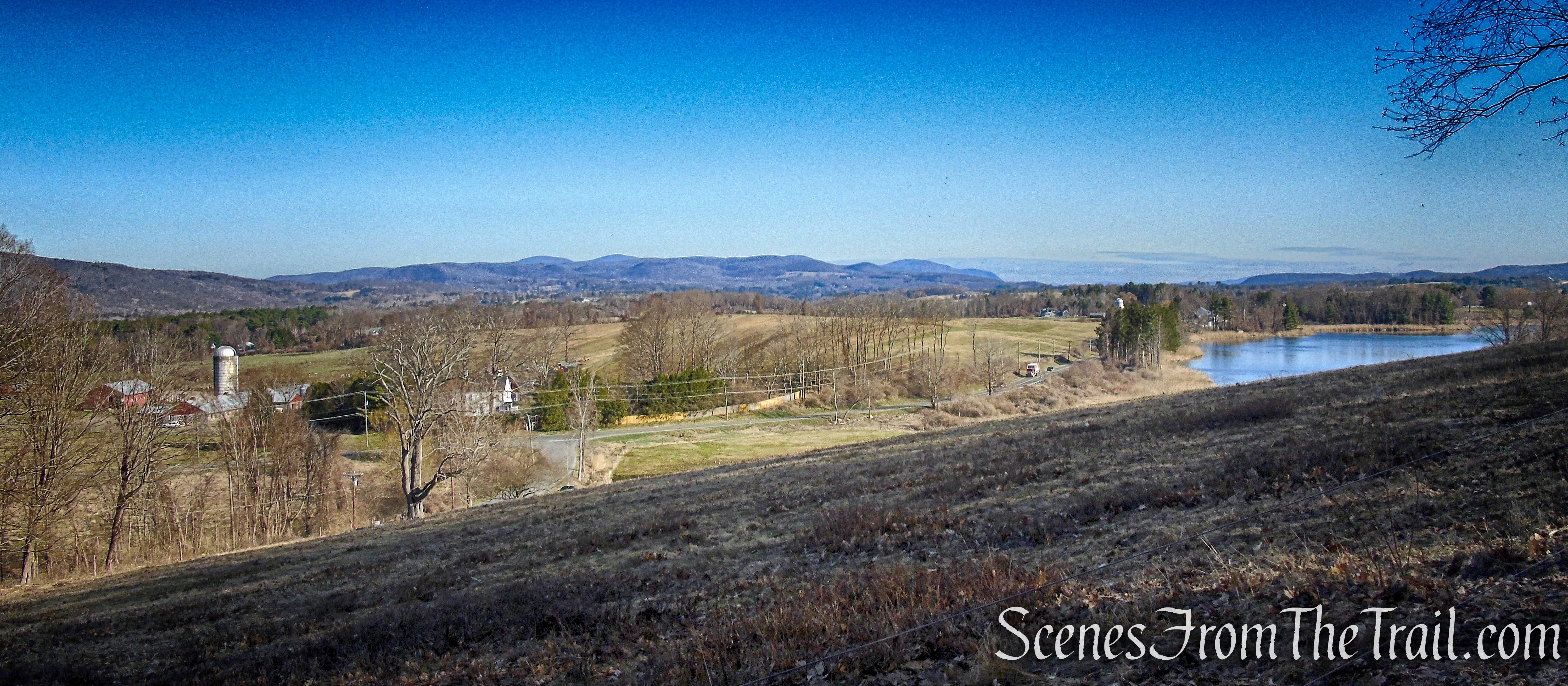 Mary Moore Lookout Trail - Sharon Land Trust