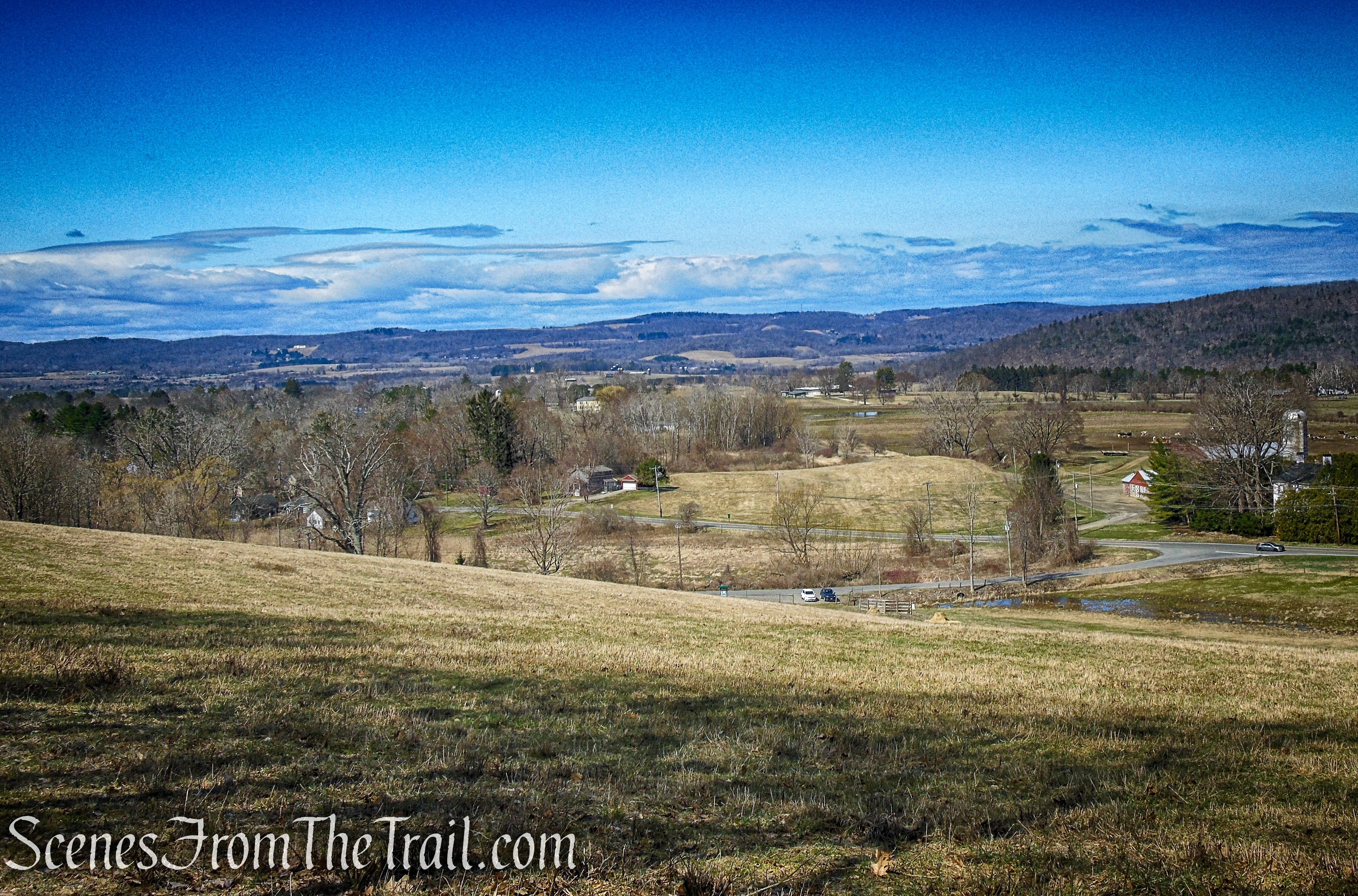Mary Moore Lookout Trail - Sharon Land Trust