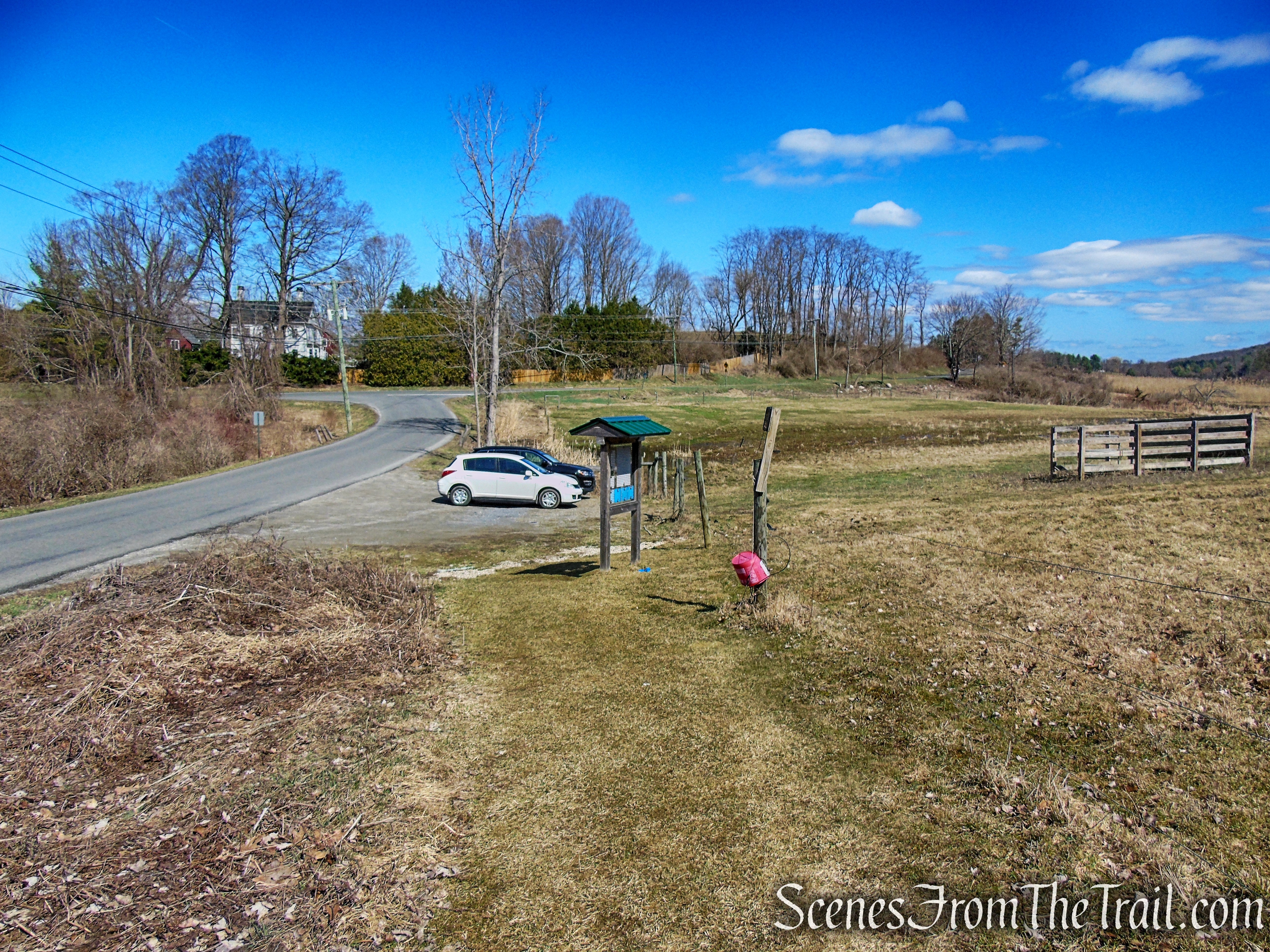 Mary Moore Lookout Trail - Sharon Land Trust