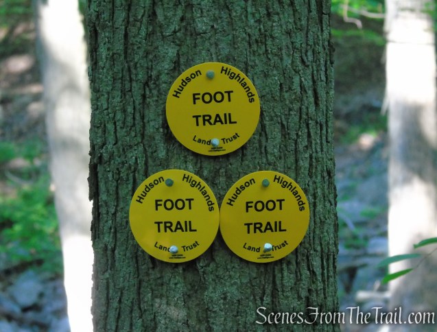 Trail markers - Hudson Highlands Land Trust