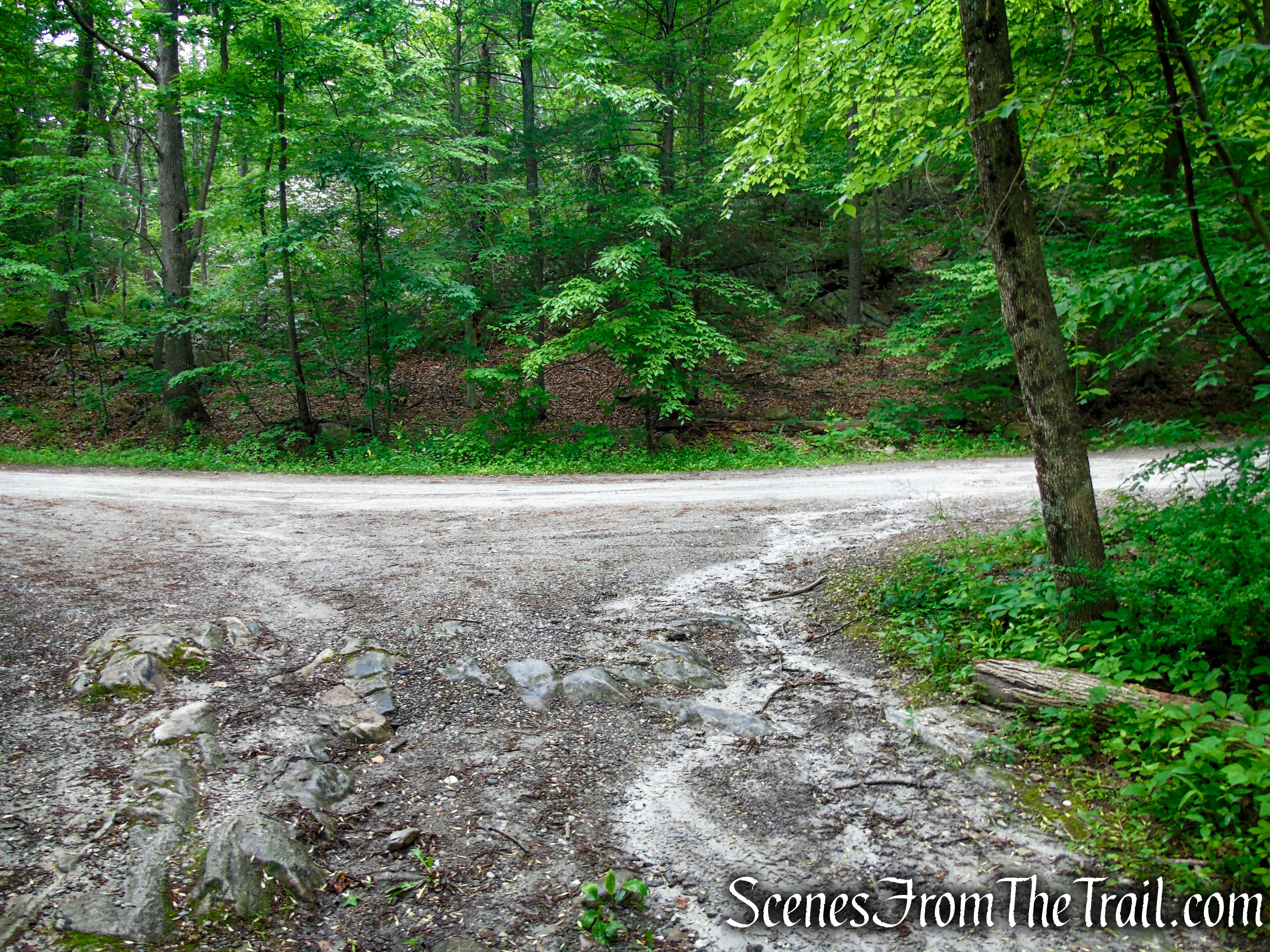 turn right on Sunken Mine Road