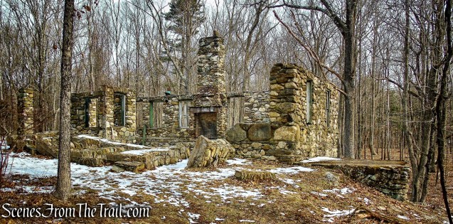Spiderweed stone ruins