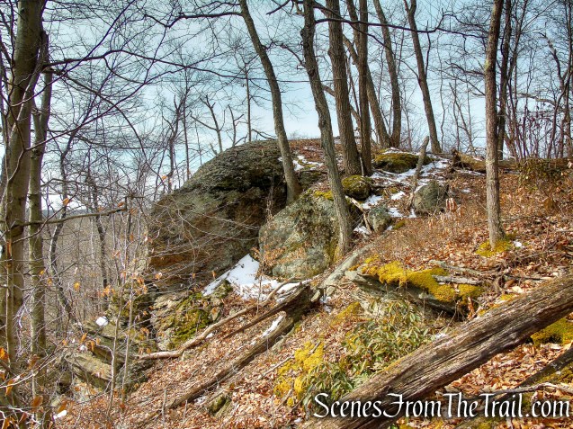 massive rock formation - Spiderweed Preserve