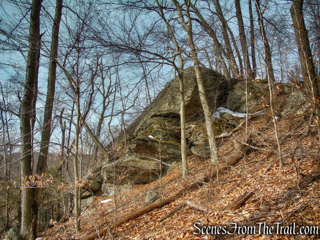 massive rock formation - Spiderweed Preserve