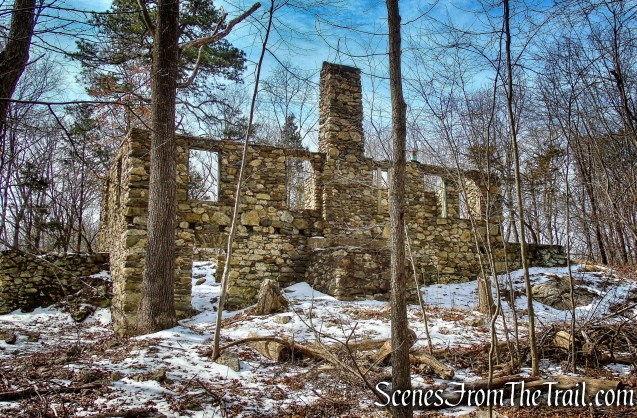 Spiderweed stone ruins