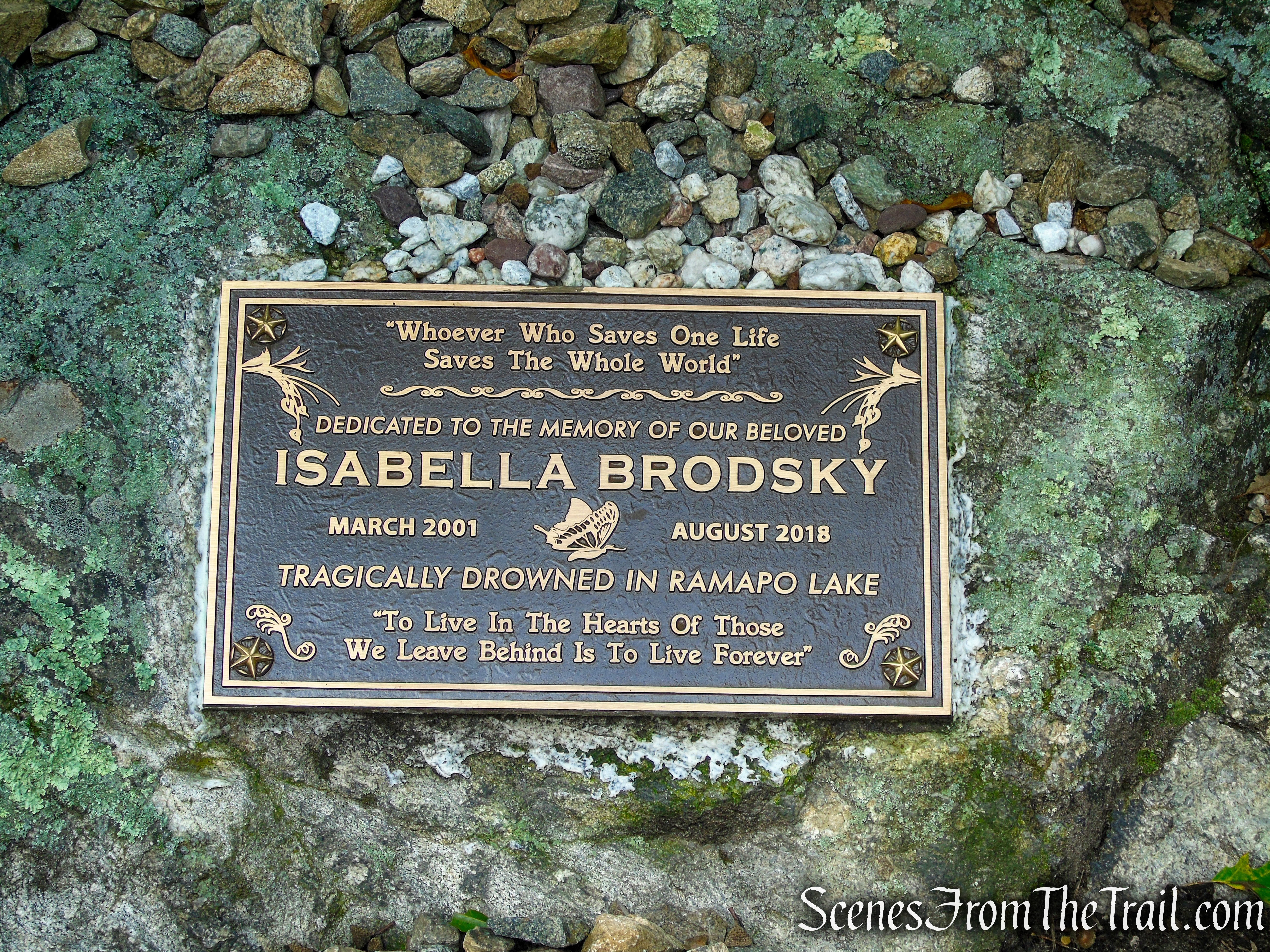 Ramapo Lake Loop - Ramapo Mountain State Forest