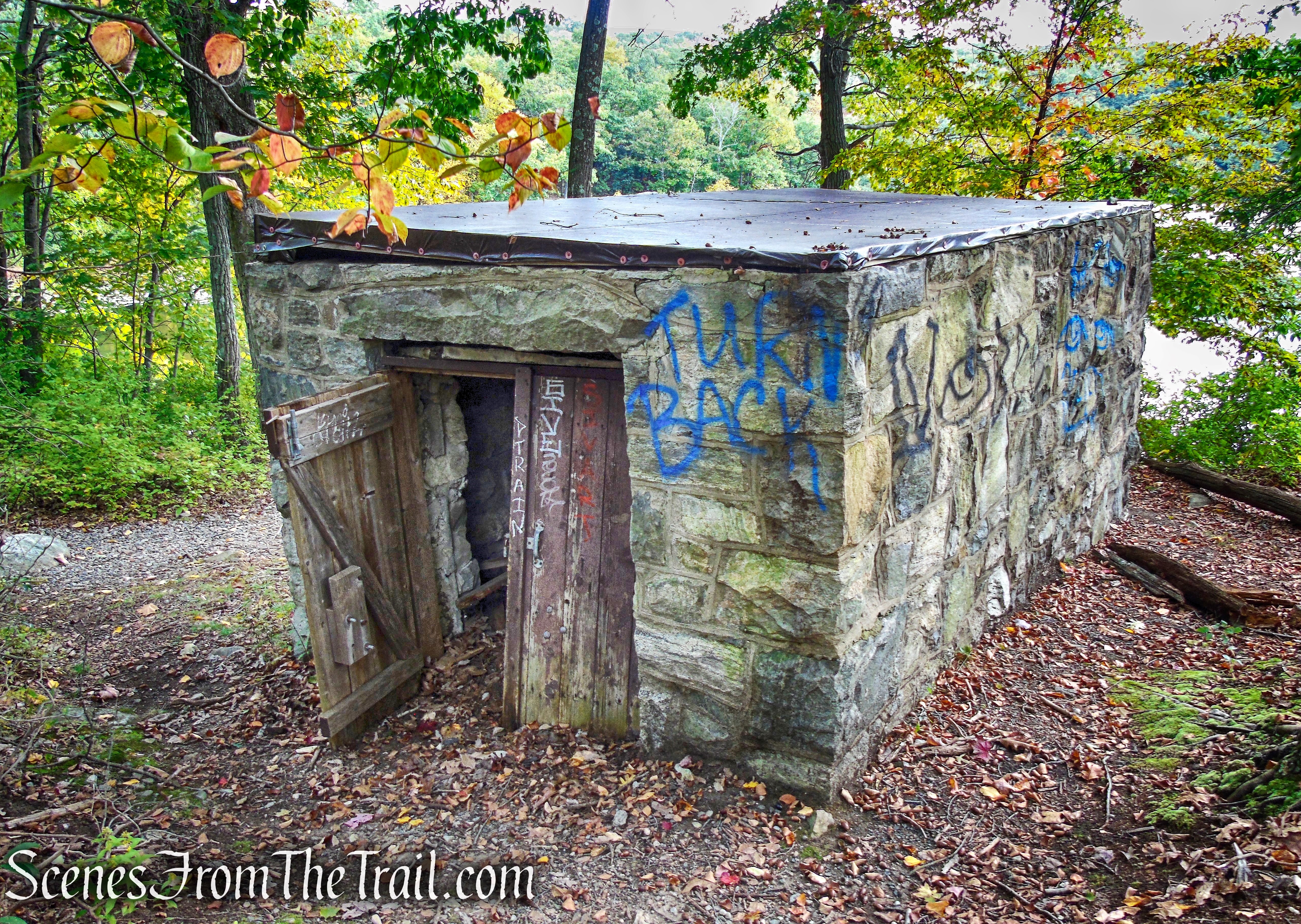 Ramapo Lake Loop - Ramapo Mountain State Forest