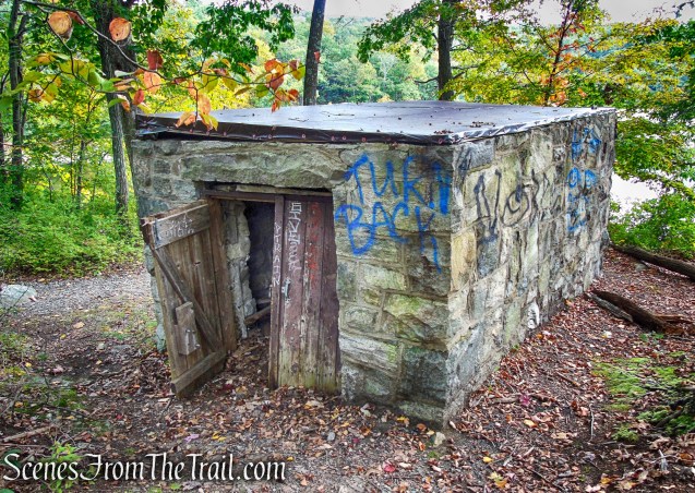 Ramapo Lake Loop - Ramapo Mountain State Forest