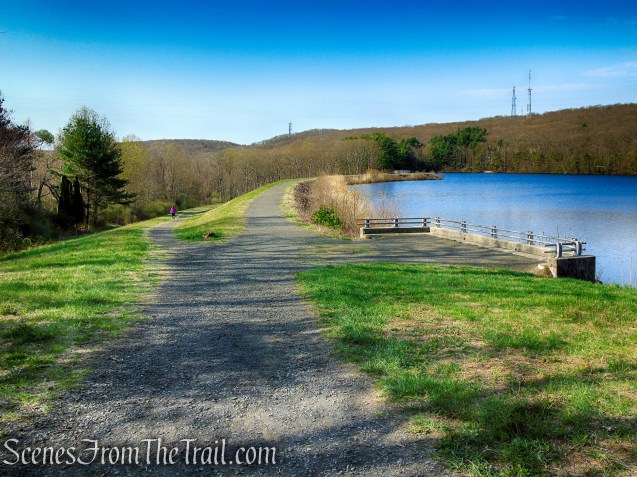 Red Trail - West Rock Ridge State Park