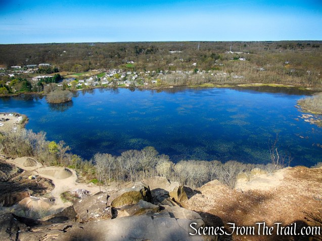 Konolds Pond Overlook - West Rock Ridge State Park