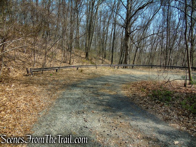Baldwin Drive - West Rock Ridge State Park