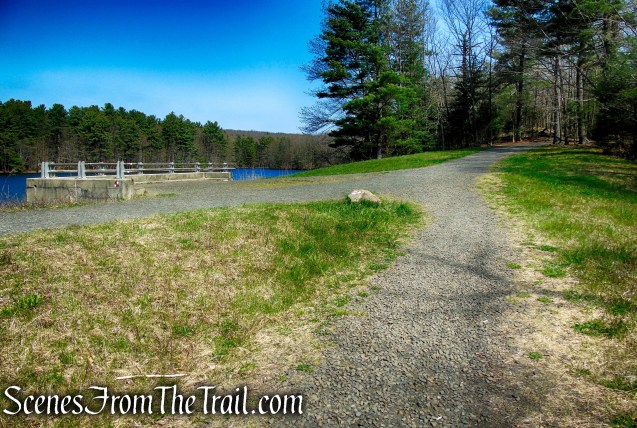 Red Trail - West Rock Ridge State Park